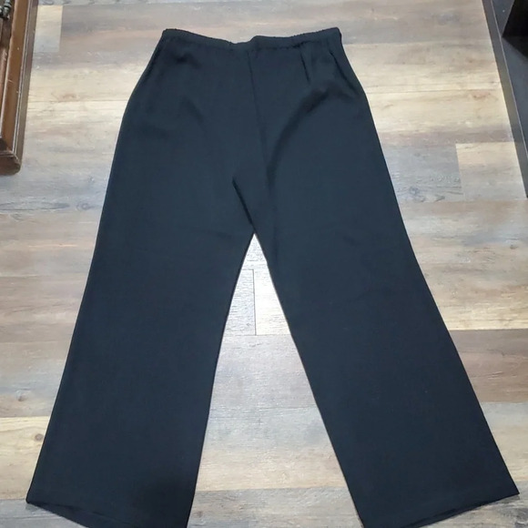 St. John wide leg black side zip classic dress pants - Picture 6 of 7